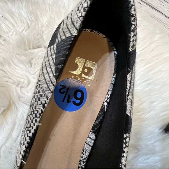 Joe’s Jeans Black & White Geometric Print Pointed Toe Heels Women’s Size 6.5M - Picture 4 of 6